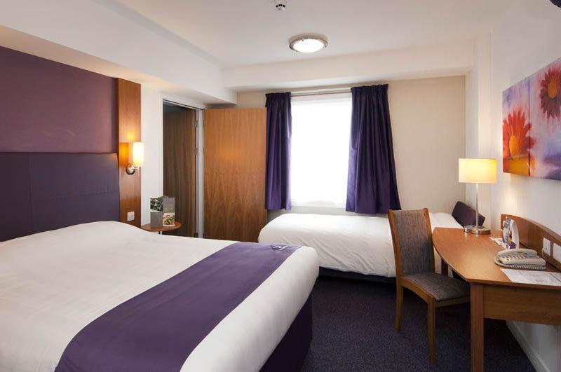 Premier Inn Chorley North Extérieur photo